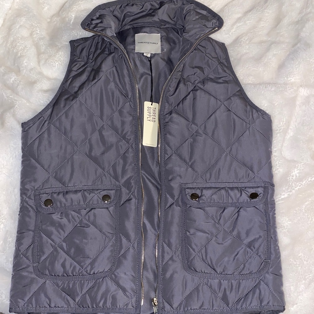 THREAD & supply vest